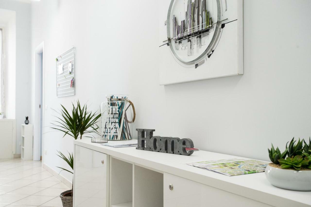 Enjoy Ponte Lungo Villa โรม ภายนอก รูปภาพ